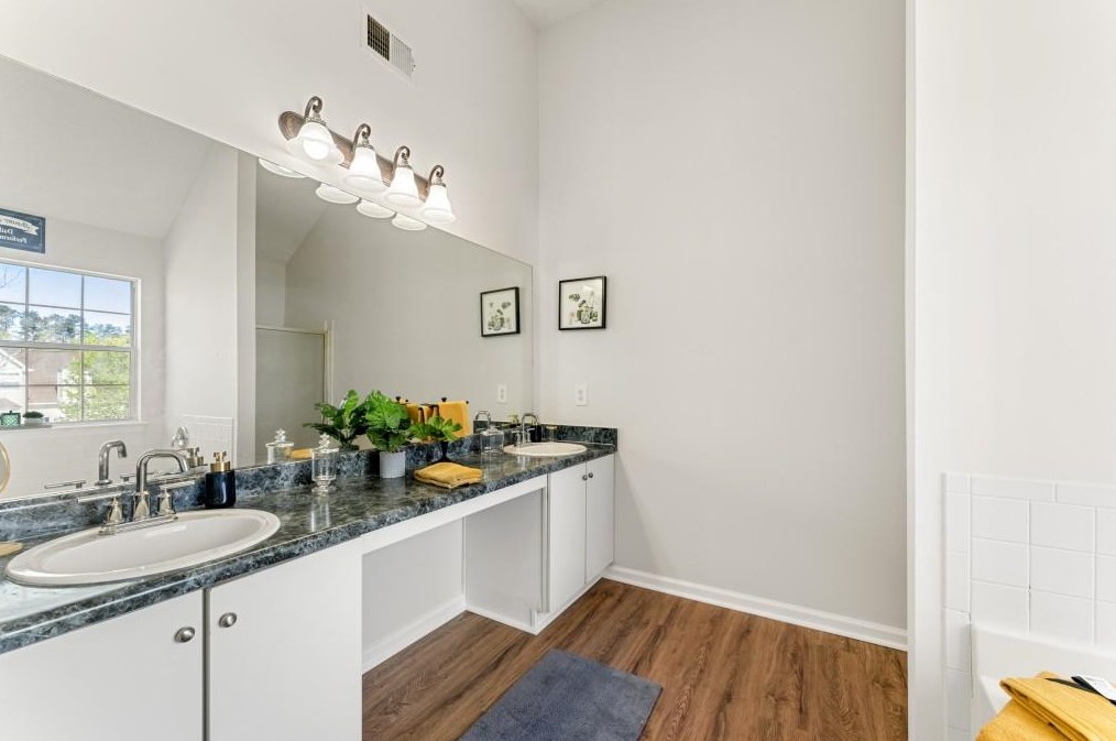 2320 Highbank Ct, Decatur GA  30035-2546 exterior