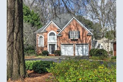 4563 Fountain Drive NE - Photo 1