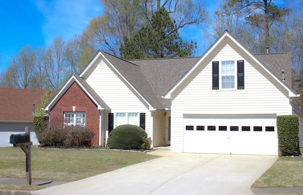 2137 Carlysle Creek Dr, Lawrenceville, GA 30044-2274
