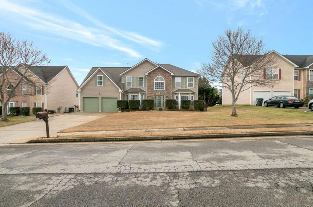143 Laughlin Dr, Locust Grove, GA 30248