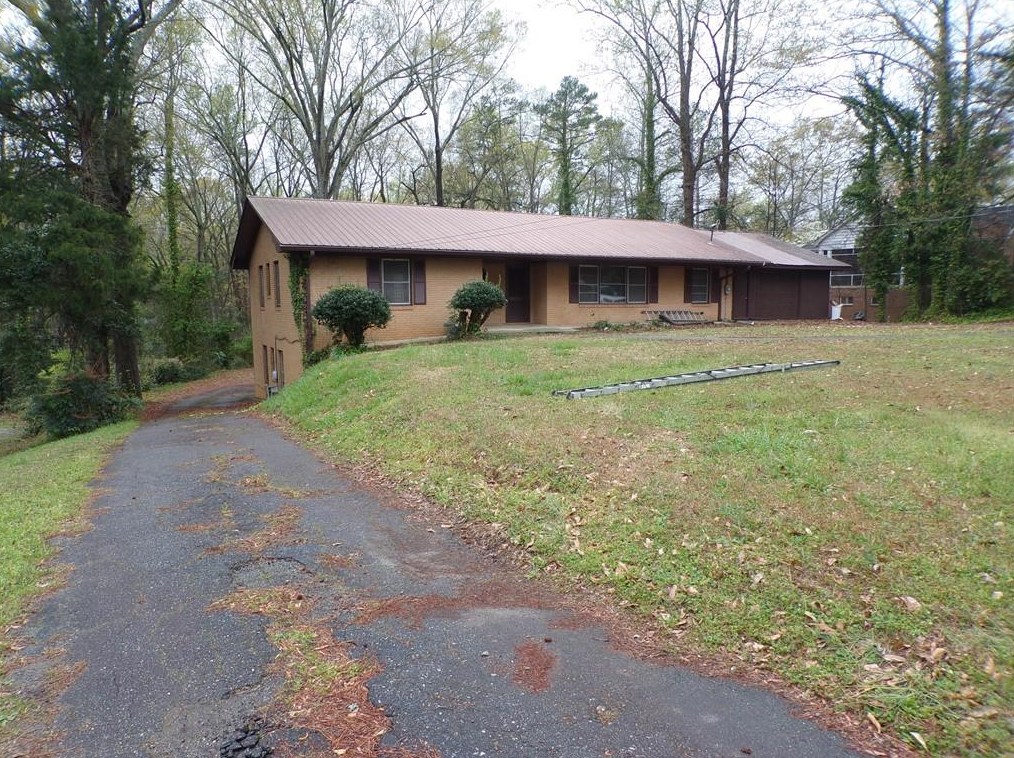 410 E Church St, Elberton, GA 30635