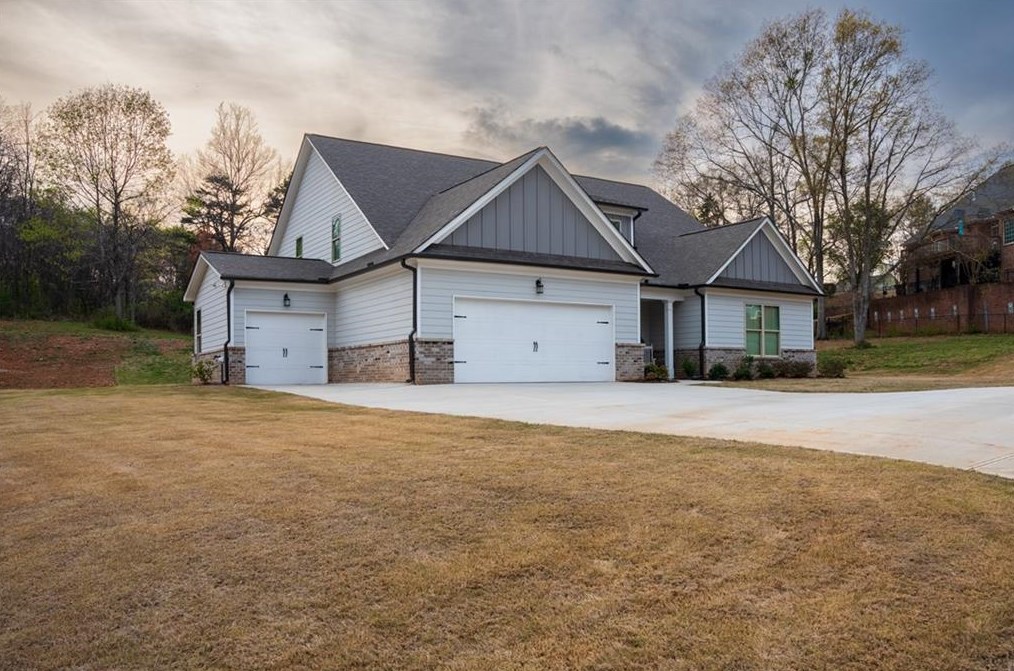 193 Belaire Ct, Winder, GA 30680