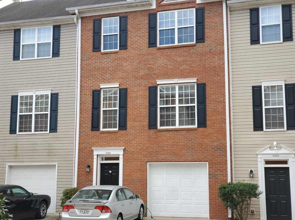 5388 Briar Creek Ln, Norcross, GA 30071