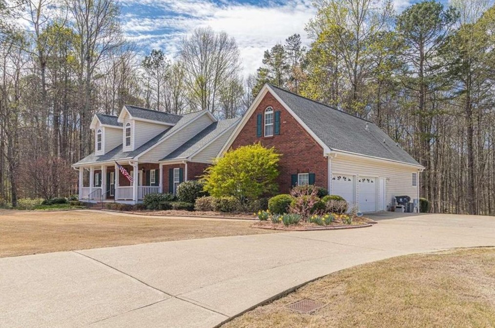 241 Riverstone Dr, Hiram, GA 30141