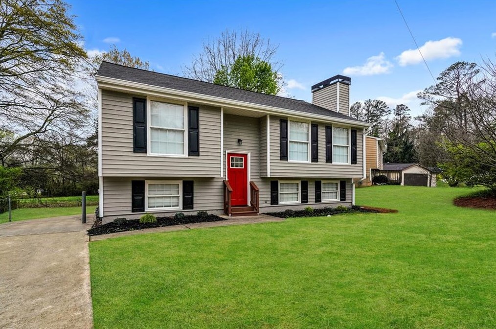 5225 Sweet Air Ln, Stone Mountain, GA 30088