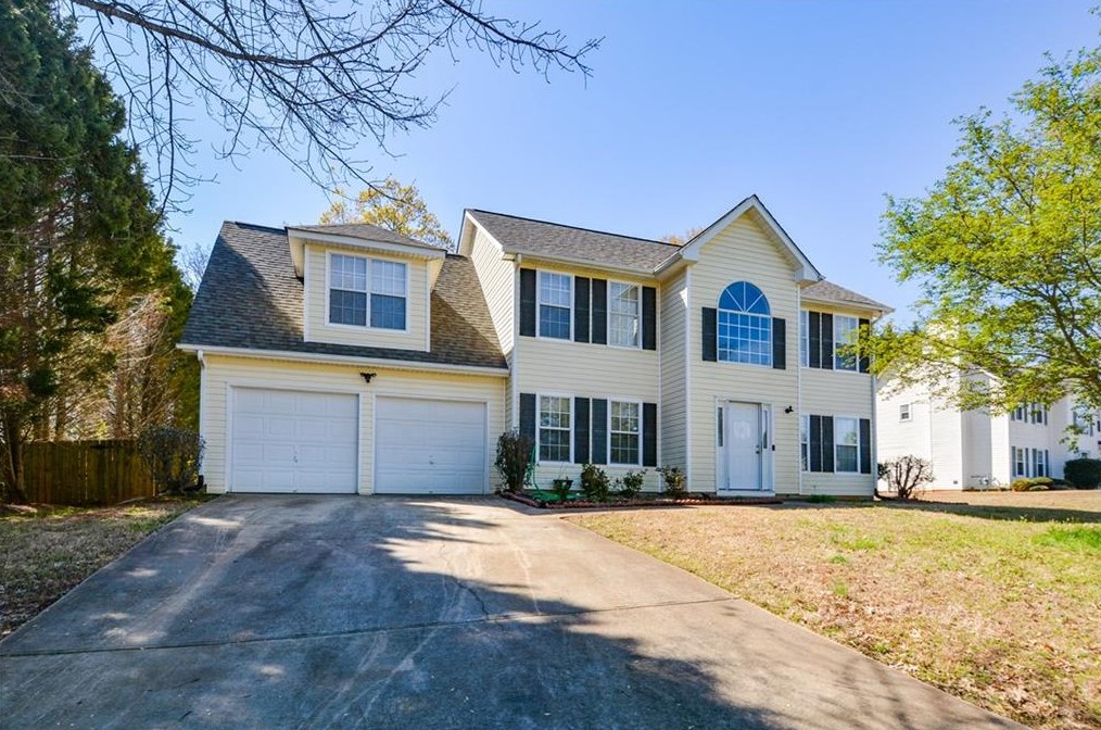 6927 Fields Dr, Douglasville, GA 30135-8300