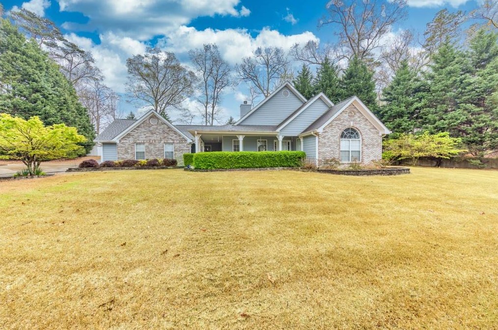 804 Carmon Ct, Winder, GA 30680