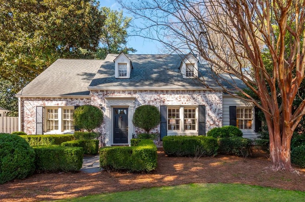 3106 Peachtree Dr, Atlanta, GA 30305-2752