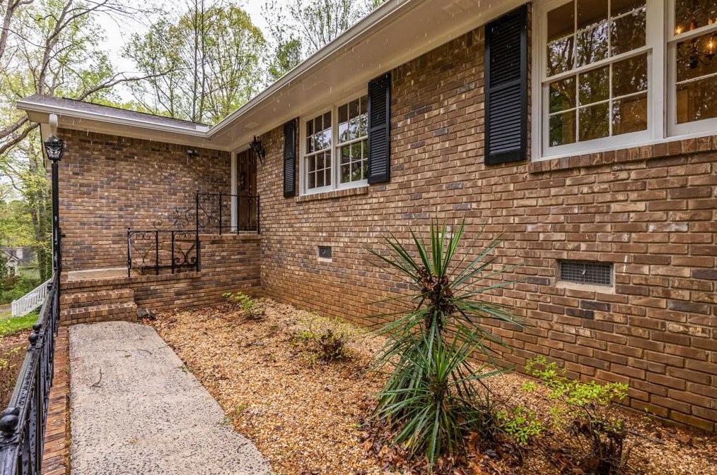 870 Candy Ln, Marietta, GA 30068