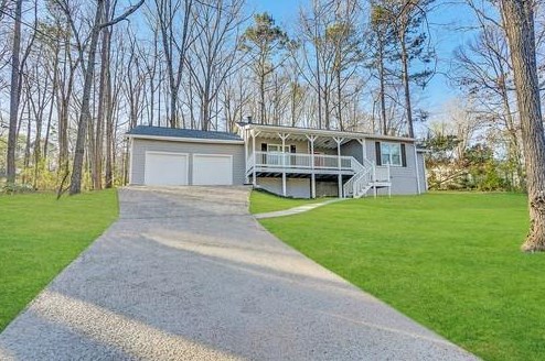311 Lakeshore Dr, Stockbridge, GA 30281