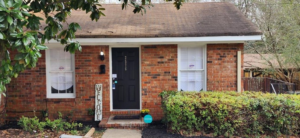 2576 Reagin St, Lithonia, GA 30058