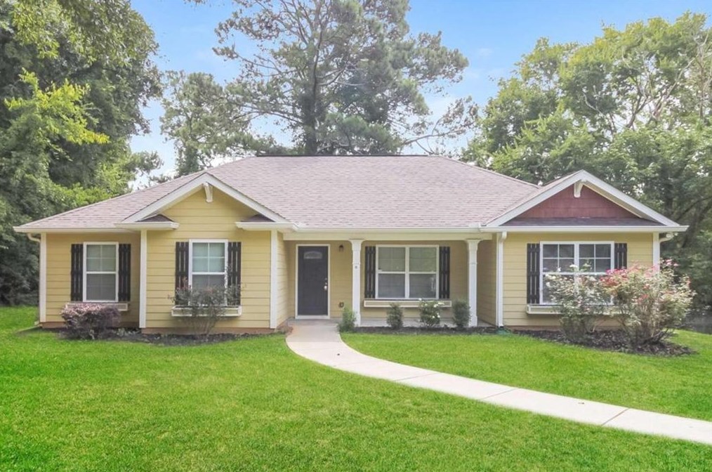 16 Cooper Lake Rd Sw, Mableton, GA 30126