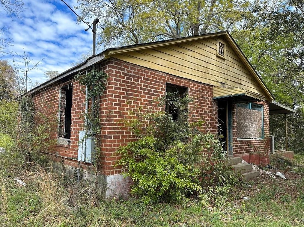 541 Straight St, Macon, GA 31204