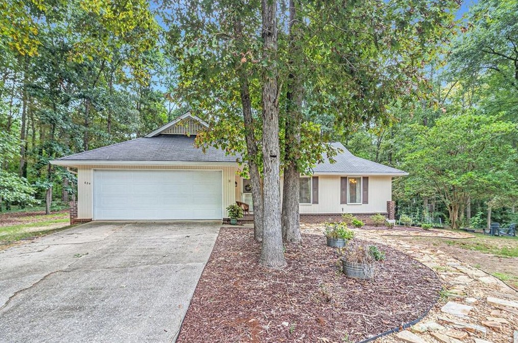 634 Knollwood Cir Se, Conyers, GA 30094