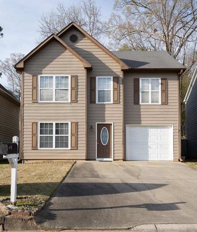 2309 Kissing Tree Ln, Smyrna, GA 30080-1572