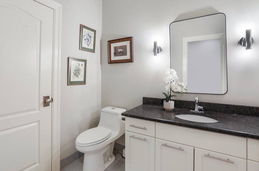 225 Geneva St, Decatur GA  30030-1846 exterior