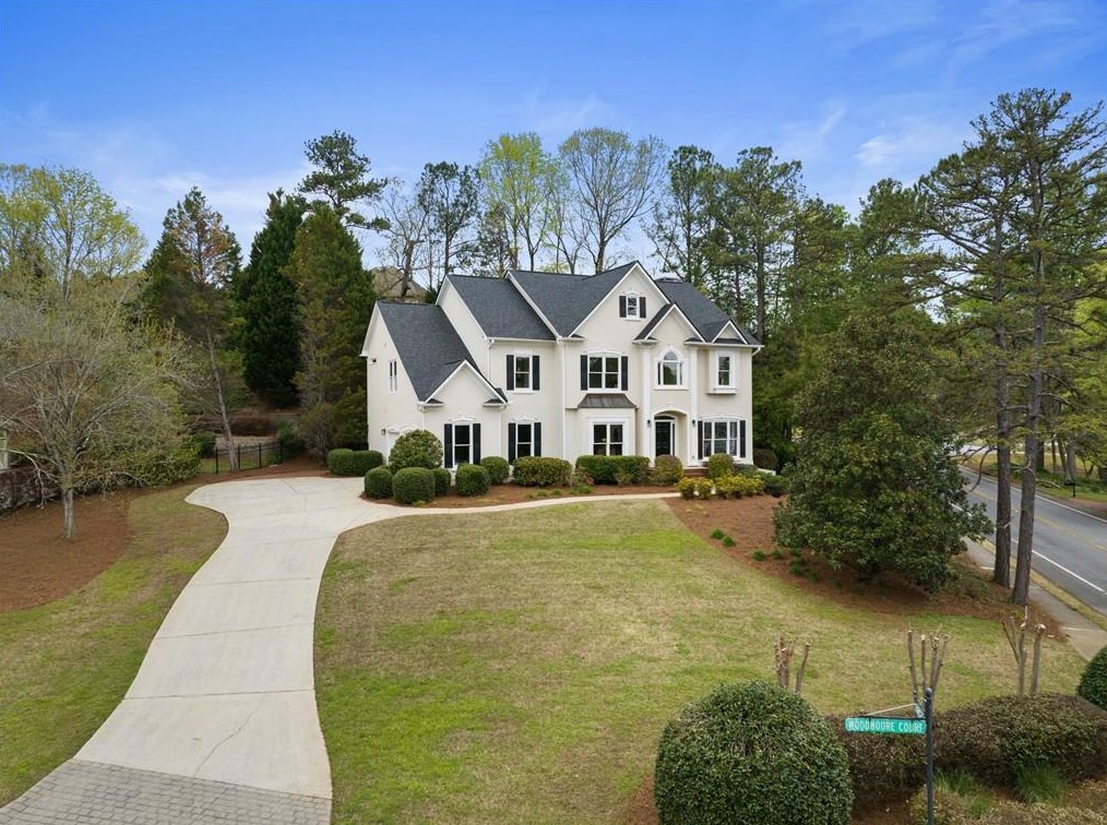 505 Woodmoore Ct, Atlanta, GA 30342-2173