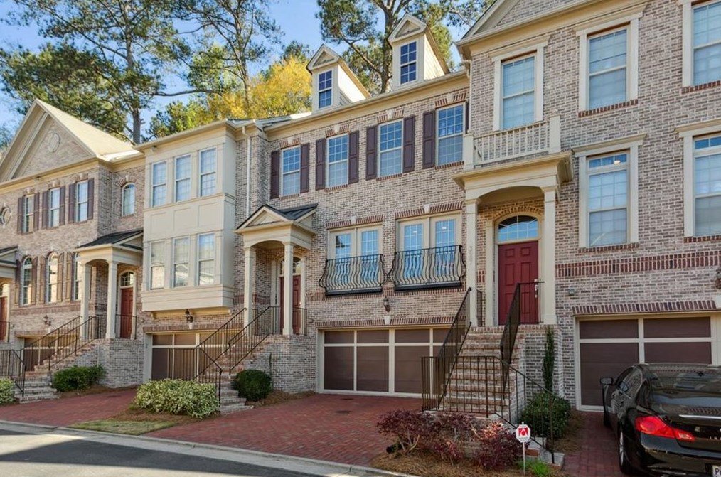 3691 Paces Walk, Atlanta, GA 30326-7804
