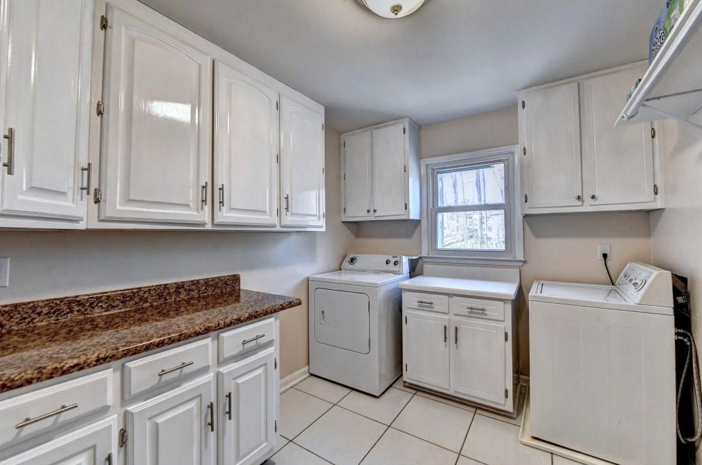 335 Sageglen Rd, Lawrenceville GA  30044-5269 exterior