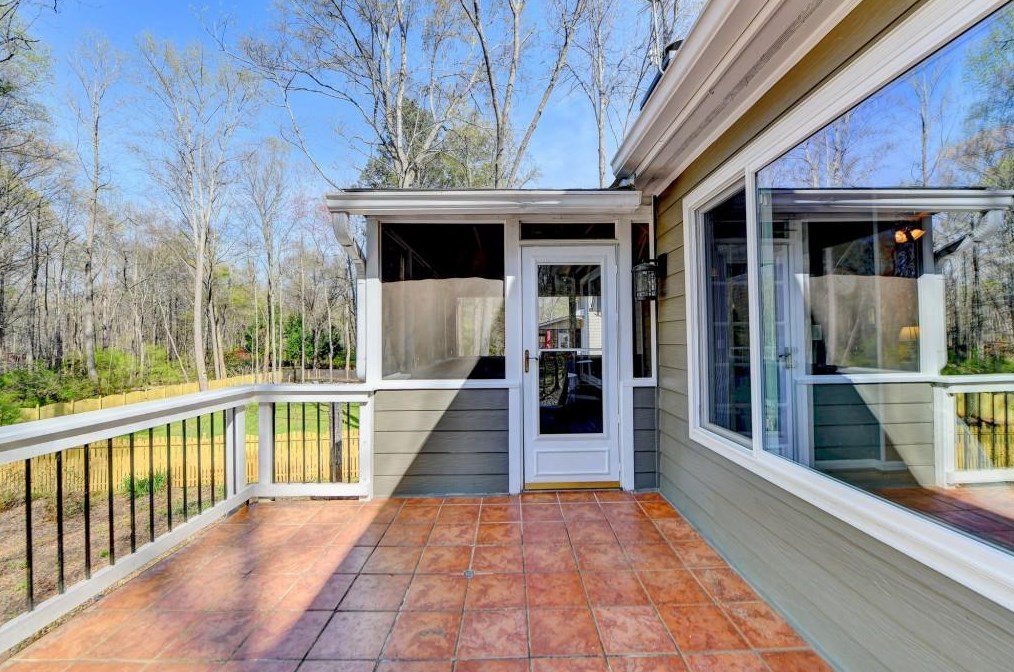 335 Sageglen Rd, Lawrenceville GA  30044-5269 exterior