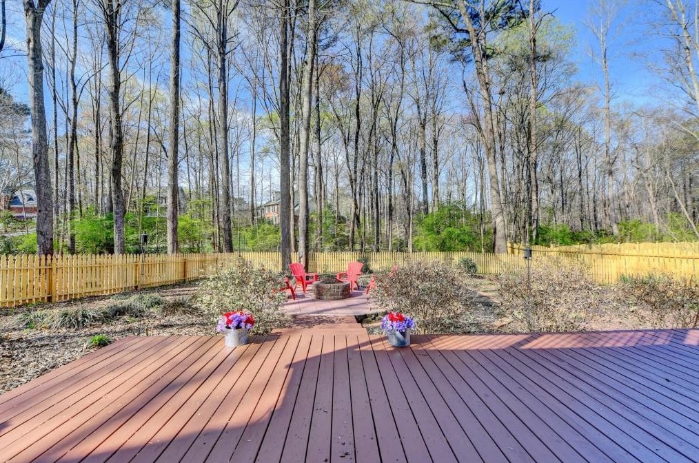 335 Sageglen Rd, Lawrenceville GA  30044-5269 exterior
