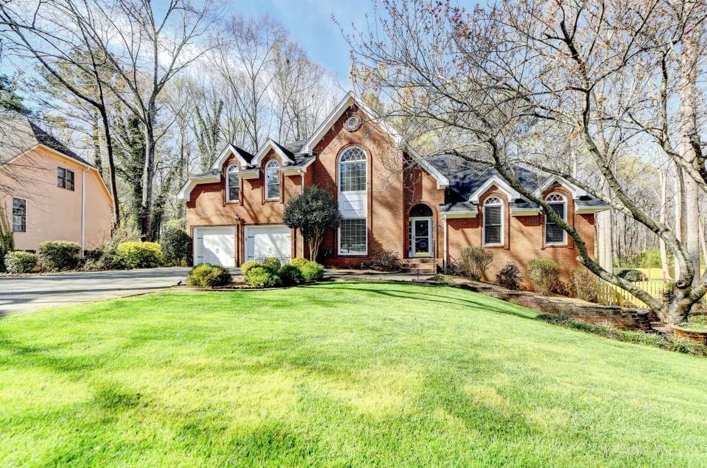335 Sageglen Rd, Lawrenceville GA  30044-5269 exterior