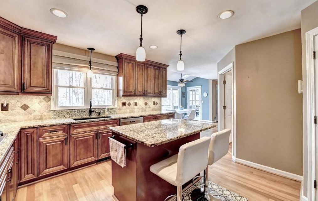 335 Sageglen Rd, Lawrenceville GA  30044-5269 exterior