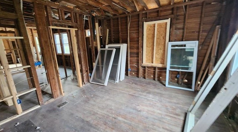 18 Wyman St, Atlanta GA  30317-2042 exterior