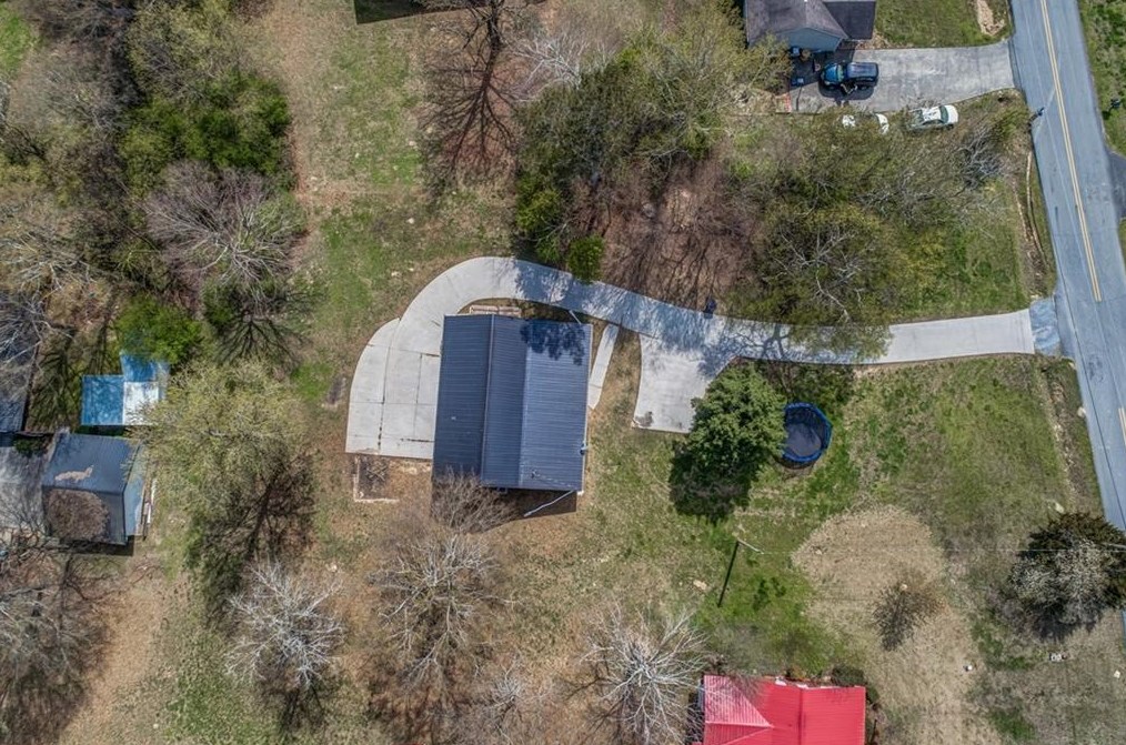 413 Sequoyah Cir, Calhoun GA 30701-9026 exterior