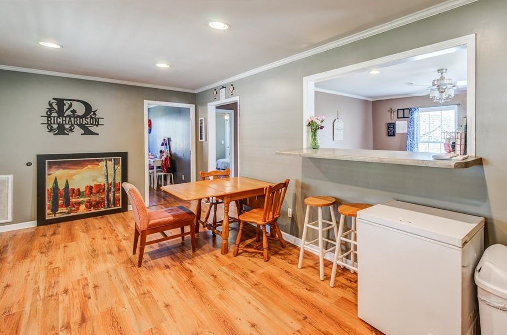 413 Sequoyah Cir, Calhoun GA 30701-9026 exterior