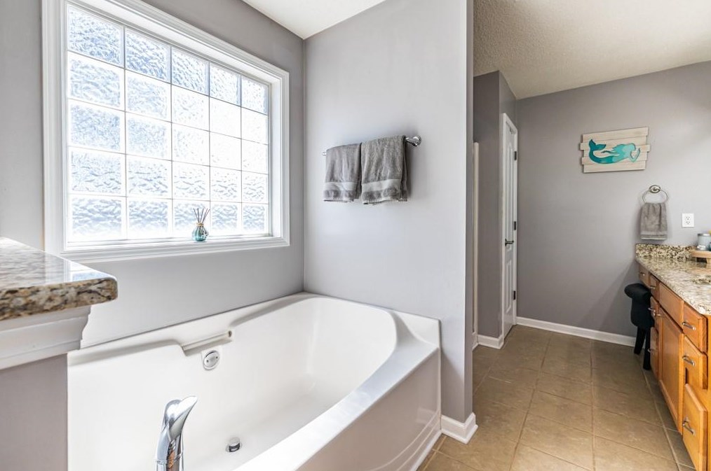 201 Oak Springs Ln, Dallas GA  30132-1052 exterior