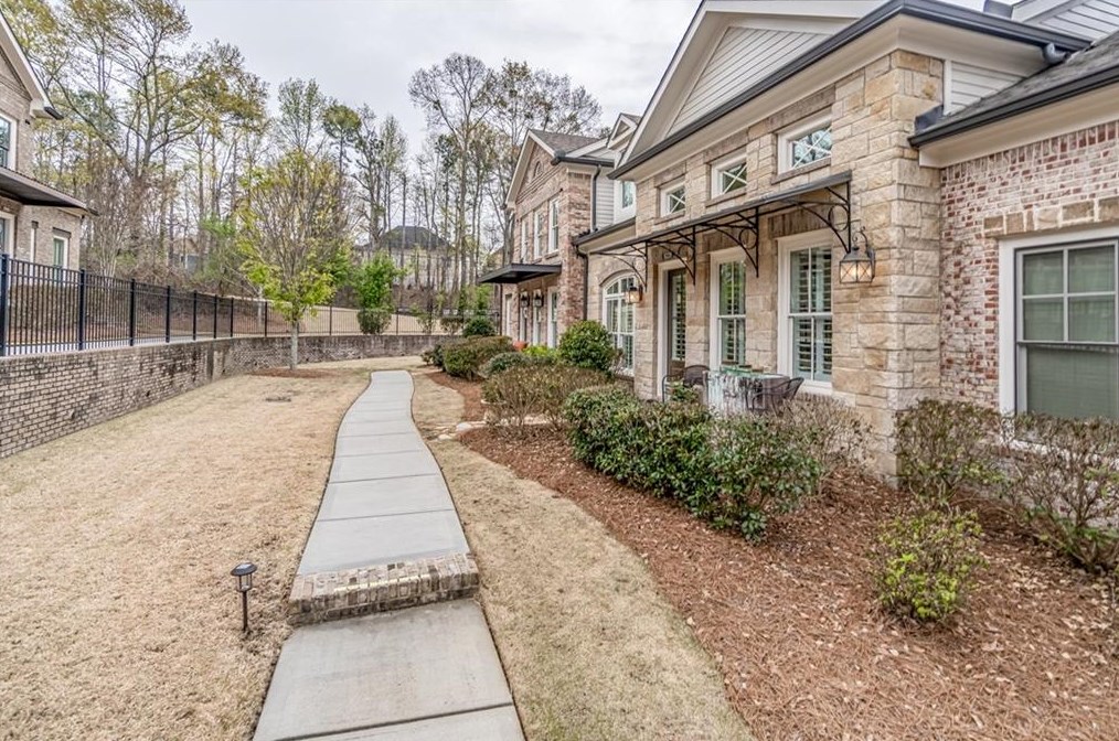 6226 Gaines St, Norcross, GA
