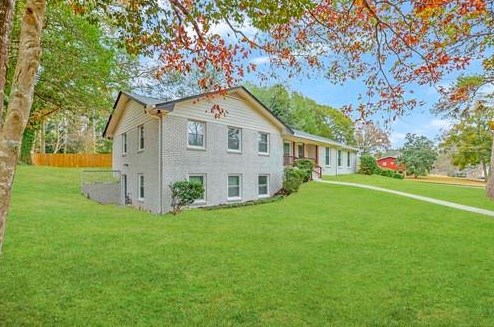 3570 Greentree Farms Dr, Decatur, GA 30034