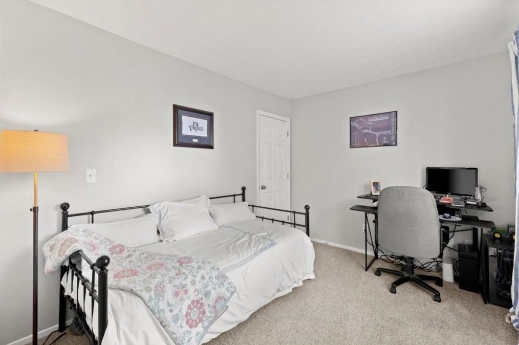 5035 Bridges Dr, Alpharetta GA  30022-6670 exterior