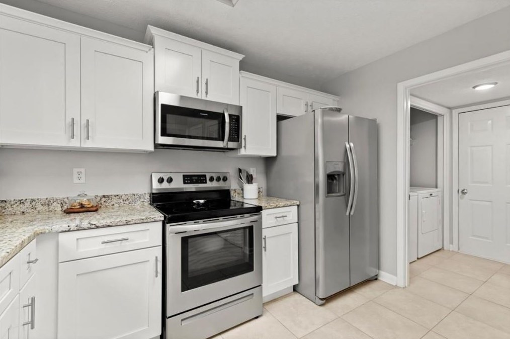5035 Bridges Dr, Alpharetta GA  30022-6670 exterior