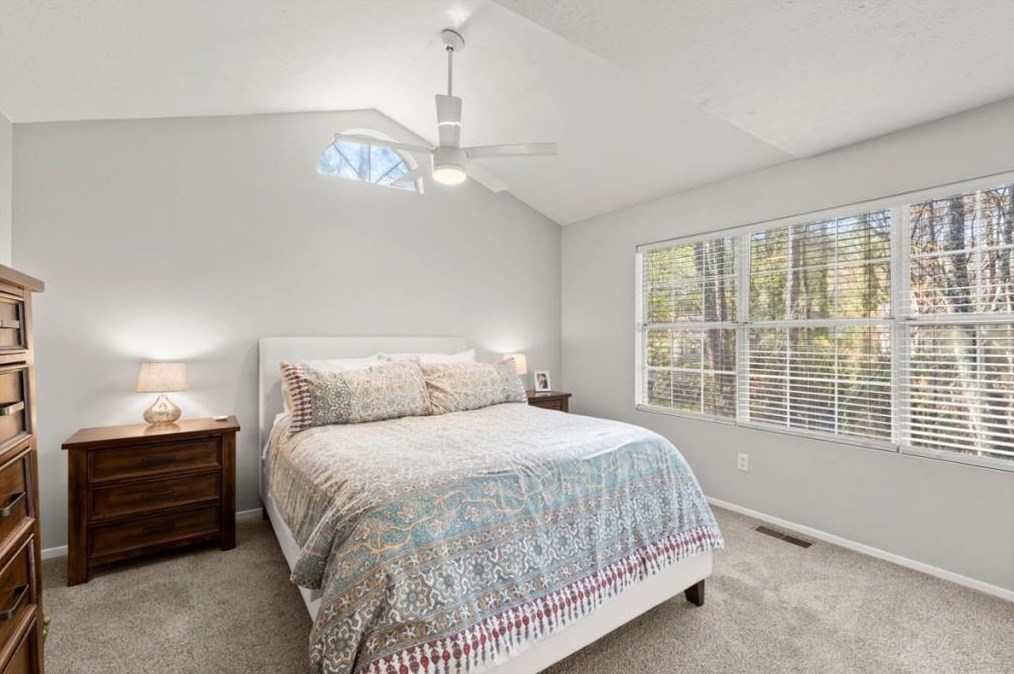 5035 Bridges Dr, Alpharetta GA  30022-6670 exterior