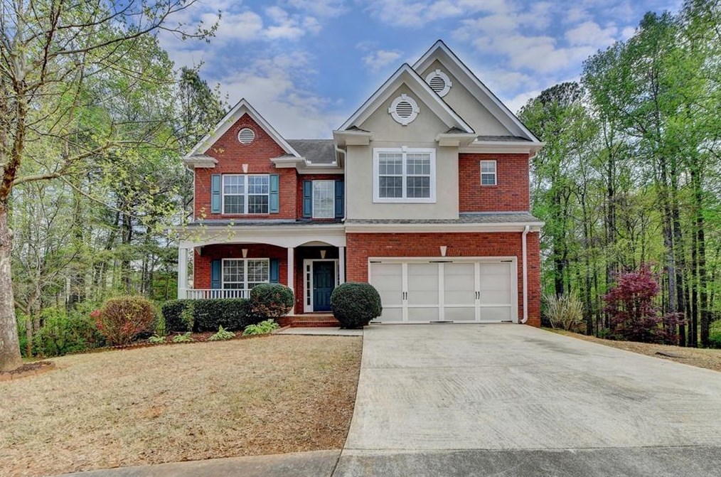 689 Pine Cove Dr, Lilburn, GA 30047