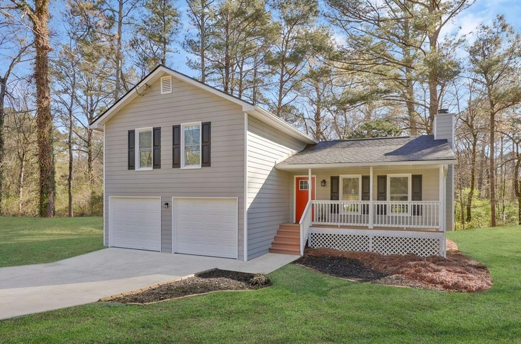 360 Cross Creek Ct, Auburn, GA 30011