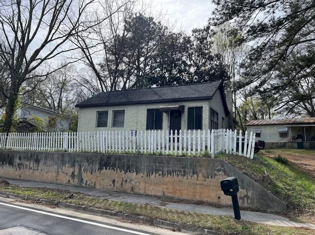 288 S Broad St, Toccoa, GA 30577
