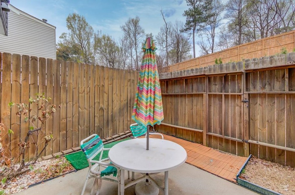 3992 Wolcott Cir, Atlanta GA  30340-4245 exterior