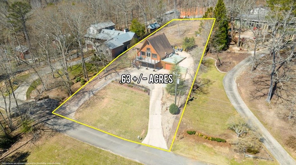 442 Shore Dr, Dahlonega, GA 30533