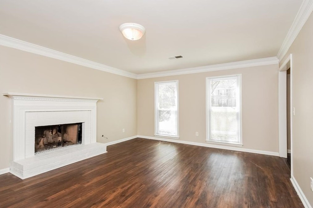 658 Wolfs Bane Dr, Acworth, GA 30102-8146