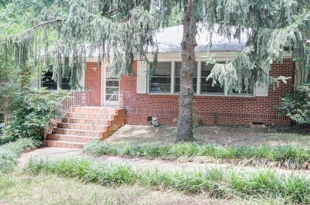 2396 Lavista Rd Ne, Atlanta, GA 30329