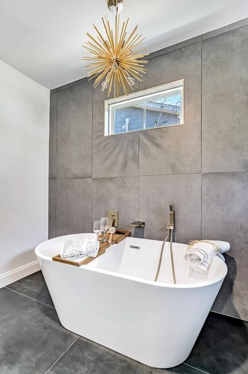 2001 Swazey Dr, Decatur GA  30032-3909 exterior