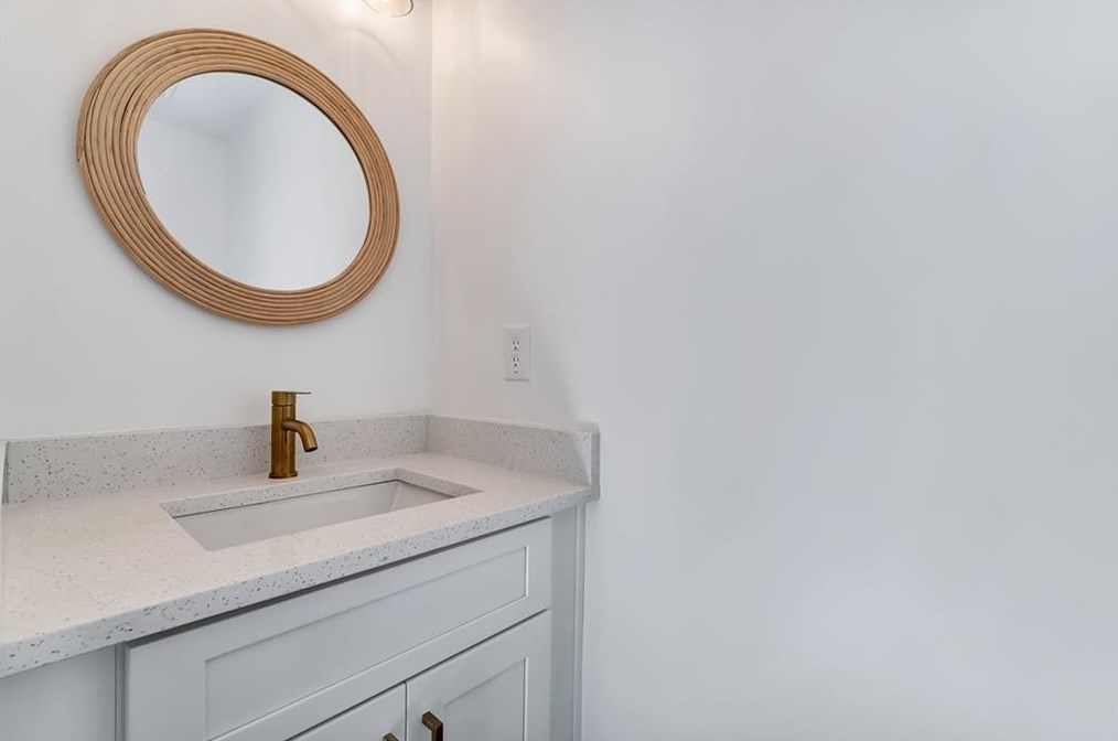 2001 Swazey Dr, Decatur GA  30032-3909 exterior