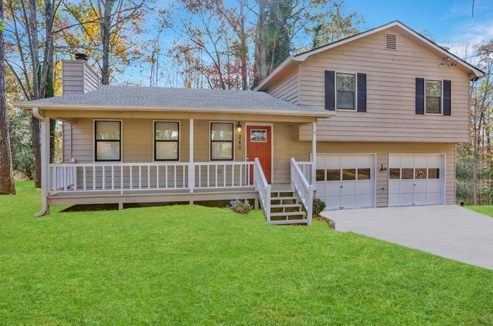 240 Powder Mill Dr, Dallas, GA 30157
