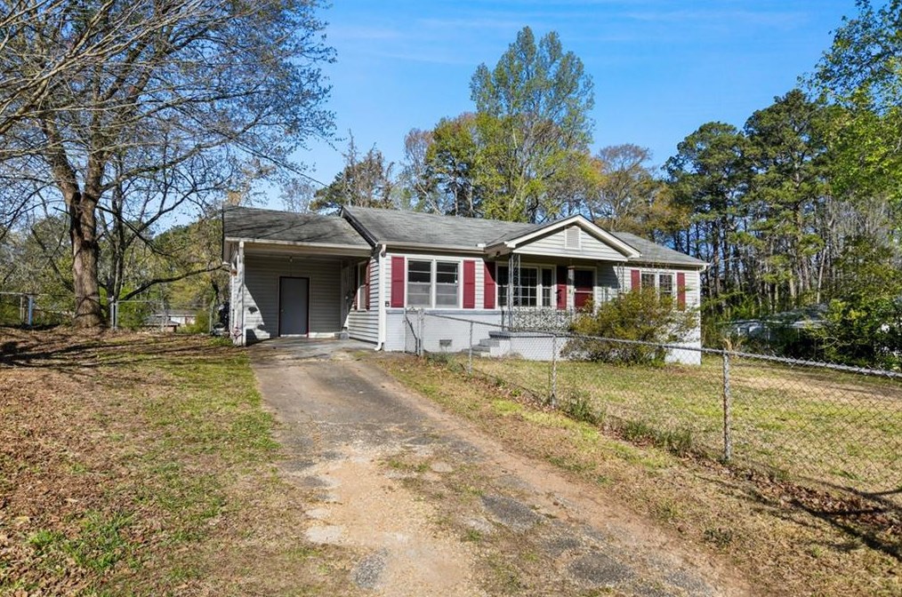 5206 Silhouette Ln Sw, Mableton, GA 30126