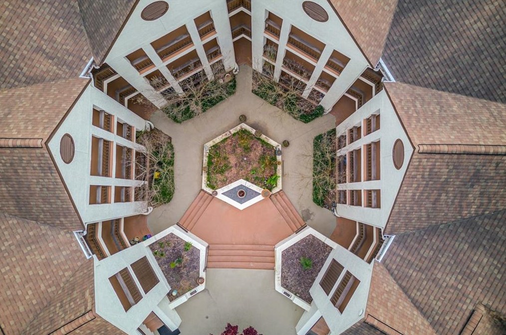 497 Sherman Way, Decatur GA  30033-5466 exterior