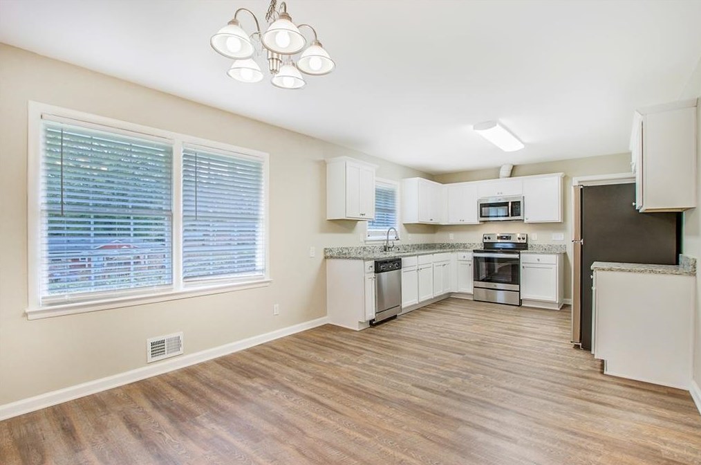1714 Camperdown Cir, Decatur GA  30035-1345 exterior