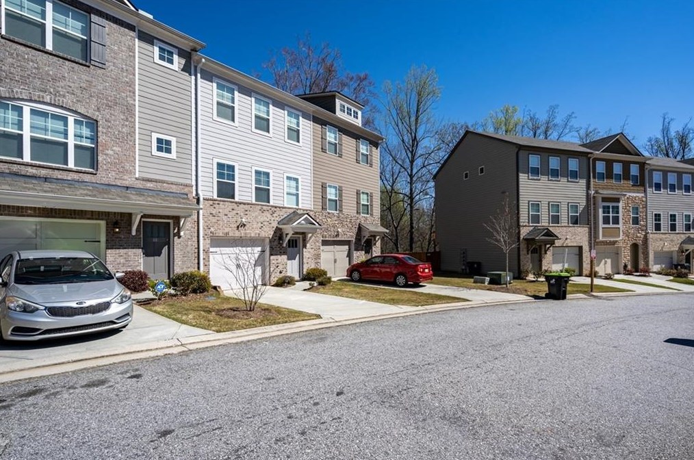 879 Society Circle Sw, Atlanta, GA 30331